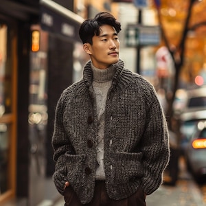 Hand-Knitted Chunky Wool Cardigan: Men's Sustainable Winter Outerwear