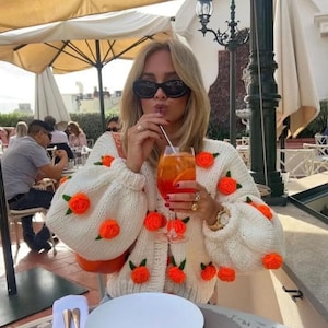 Oversize Rose Motif Cardigan – Handmade Floral Knit Sweater, Cozy Chunky Jacket